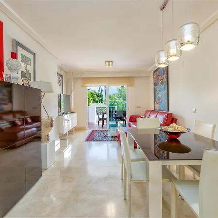 2 Bedroom With Pool In The Heart Of Puerto Banus Apartment Marbella