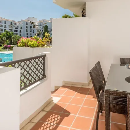 Apartment 2 Bedroom With Pool In The Heart Of Puerto Banus *
