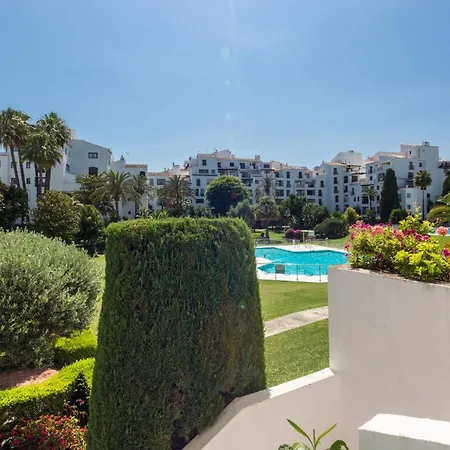 2 Bedroom With Pool In The Heart Of Puerto Banus Marbella