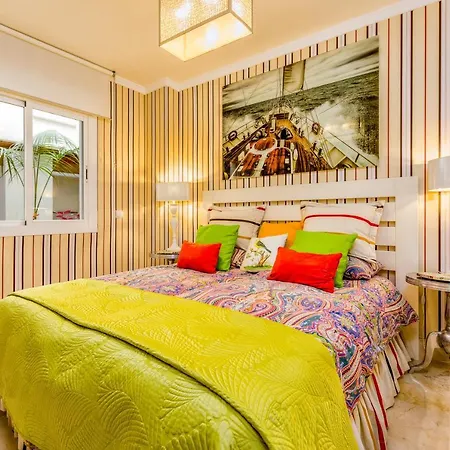 Apartment 2 Bedroom With Pool In The Heart Of Puerto Banus Marbella